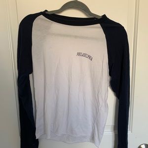 Brandy Melville white and blue baseball tea